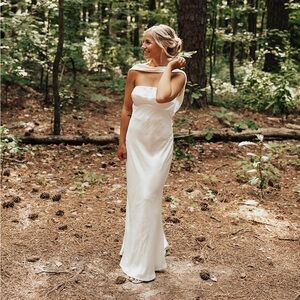 DAMSEL REVERSE
HALTER MAXI DRESS
OYSTER